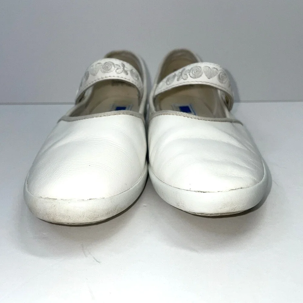 Girls' White Leather Mary Jane Keds Shoes W/ Embroidered Flowers– Size 13 Youth‎